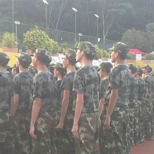 军训遇到吃瓜,揭秘军营里的那些“瓜”事